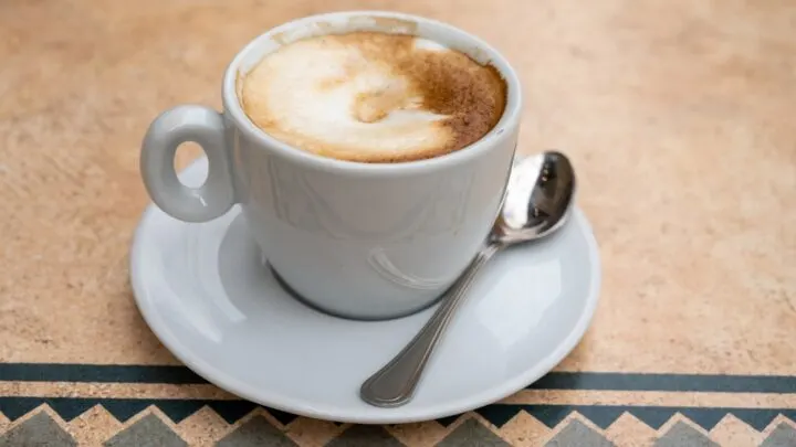 Guide to italian coffee, Caffé Macchiato.