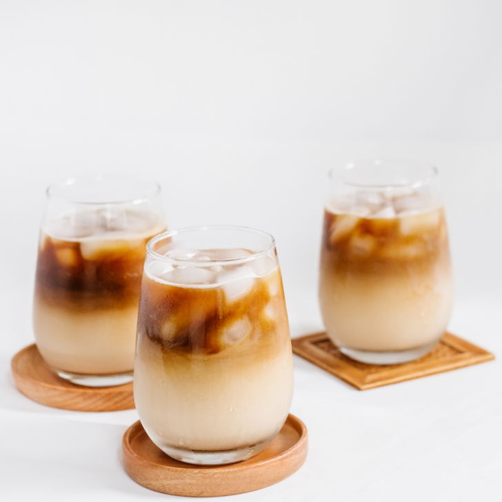 Picture of an iced latte.
Cortado vs Latte: Which One is Right For You?