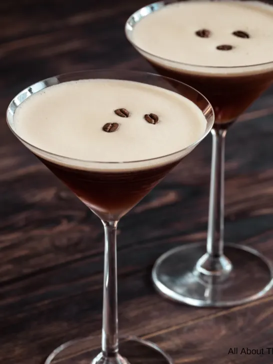 Picture of espresso martini. Coffee cocktail recipes.