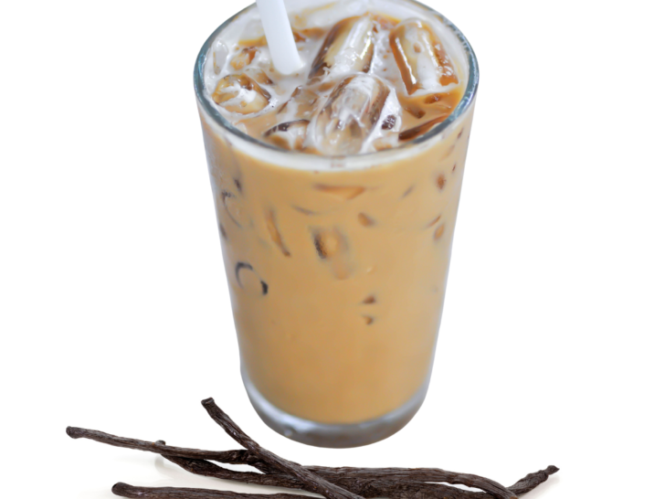 Iced Blonde Vanilla Bean Coconut Latte: The Ultimate Summer Drink